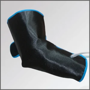Exchanger for elbow fitting, black with blue edges, designed to apply heat, cold or thermal contrasts.